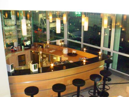 Hotel bar before the crowds descended.jpg